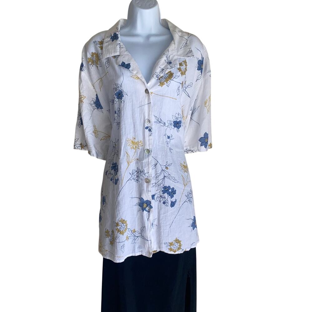 CST Sport Women's Plus Size Blouse 5X Boho Floral Button Up Summer Blouse White